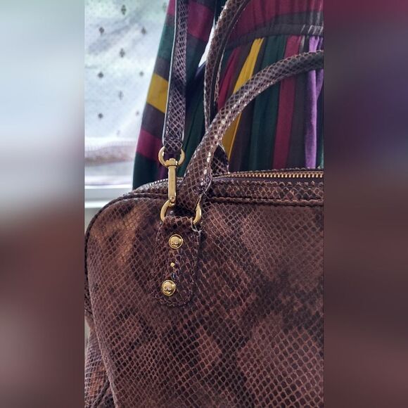 Michael Kors Large Duffle Purse Snake Embossed Leather Purple/Gold Hardware - Picture 5 of 16